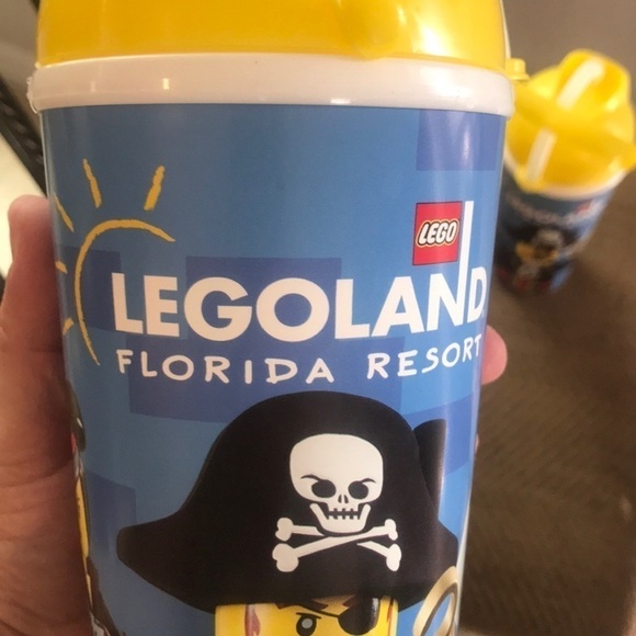 Legoland Florida resort Souvenir tumbler - Picture 7 of 9